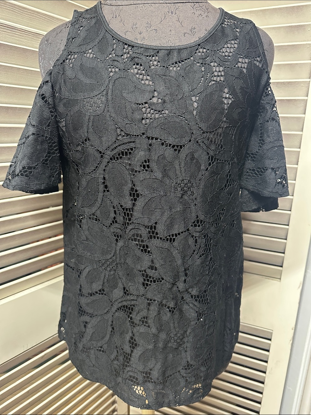 Worthington Black Floral Lace Cold-Shoulder Blouse